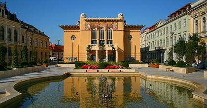 Világosítót és hangosítót keres a soproni színház