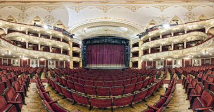 Öt fővárosi színház pályázóit hallgatták meg a szakmai bizottságok