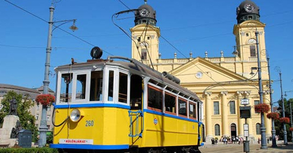 Színházi ízelítő a debreceni nosztalgia villamoson