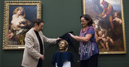 Jászai Mari halotti maszkja a debreceni Déri Múzeumban