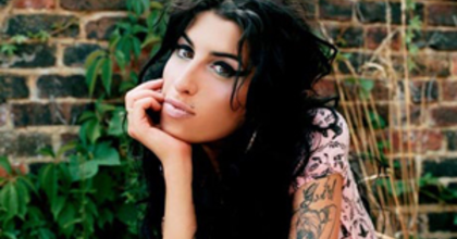 Mégsem lesz színdarab Amy Winehouse-ról