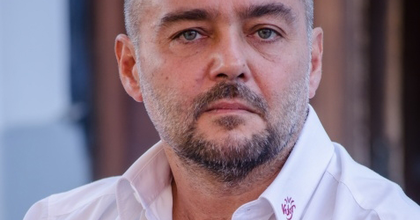 Tasnádi Csaba marad jövő nyárig a nyíregyházi színház igazgatója