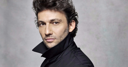 Rendhagyó műsorral érkezik Jonas Kaufmann a Müpába