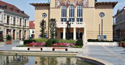 Együttműködik a Petőfi Színház és a Nyugat-magyarországi Egyetem