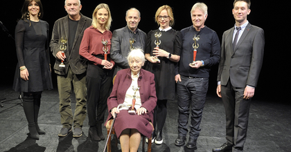 Hat művész részesült idén Arany Medál-díjban