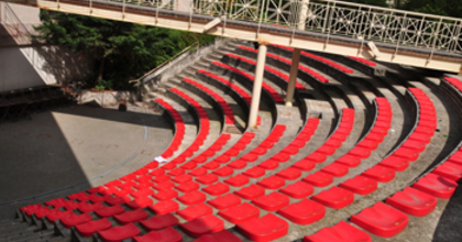 Bárka Amfiteátrum - Nyári színház az Orczy Parkban