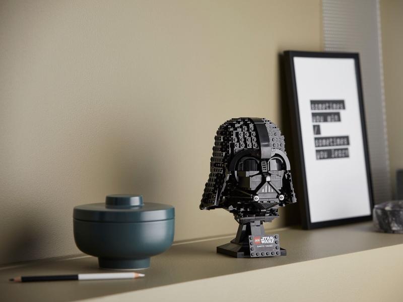 1053639_lego-star-wars-darth-vader-sisak-75304.jpg