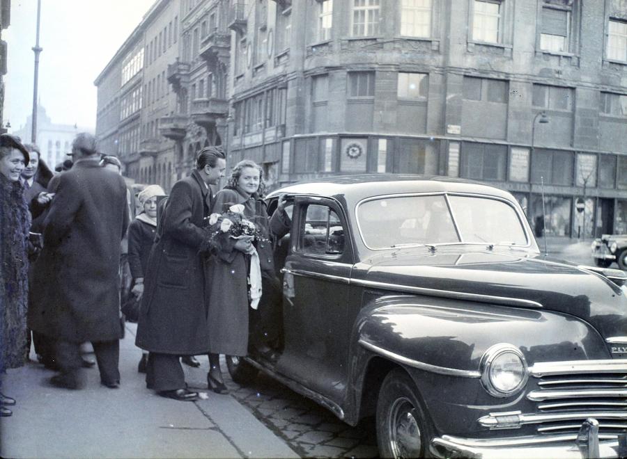 1948_plymouth_szent_istvan_ter.jpg