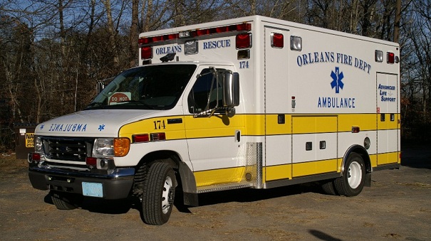 ford fire ambulance s.jpg