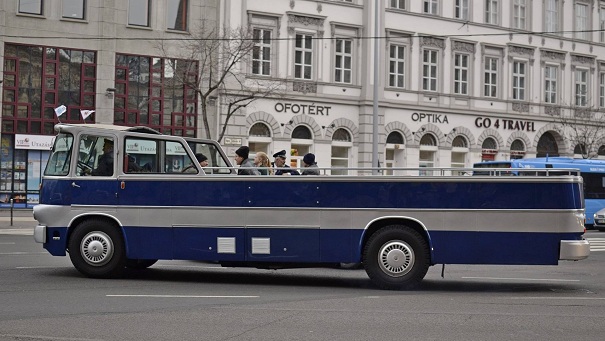 ikarus3.jpg
