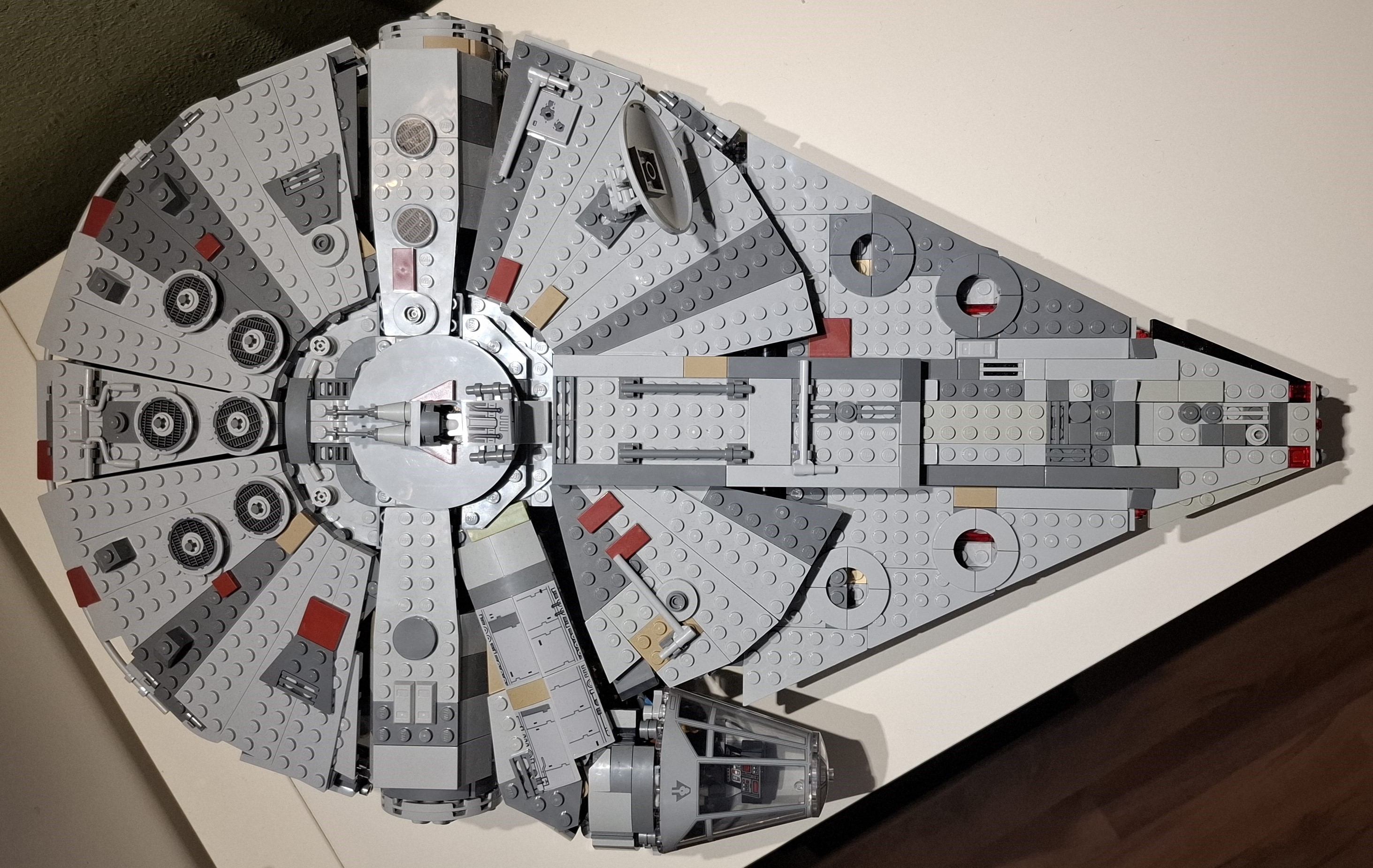 lego_falcon_03.jpg