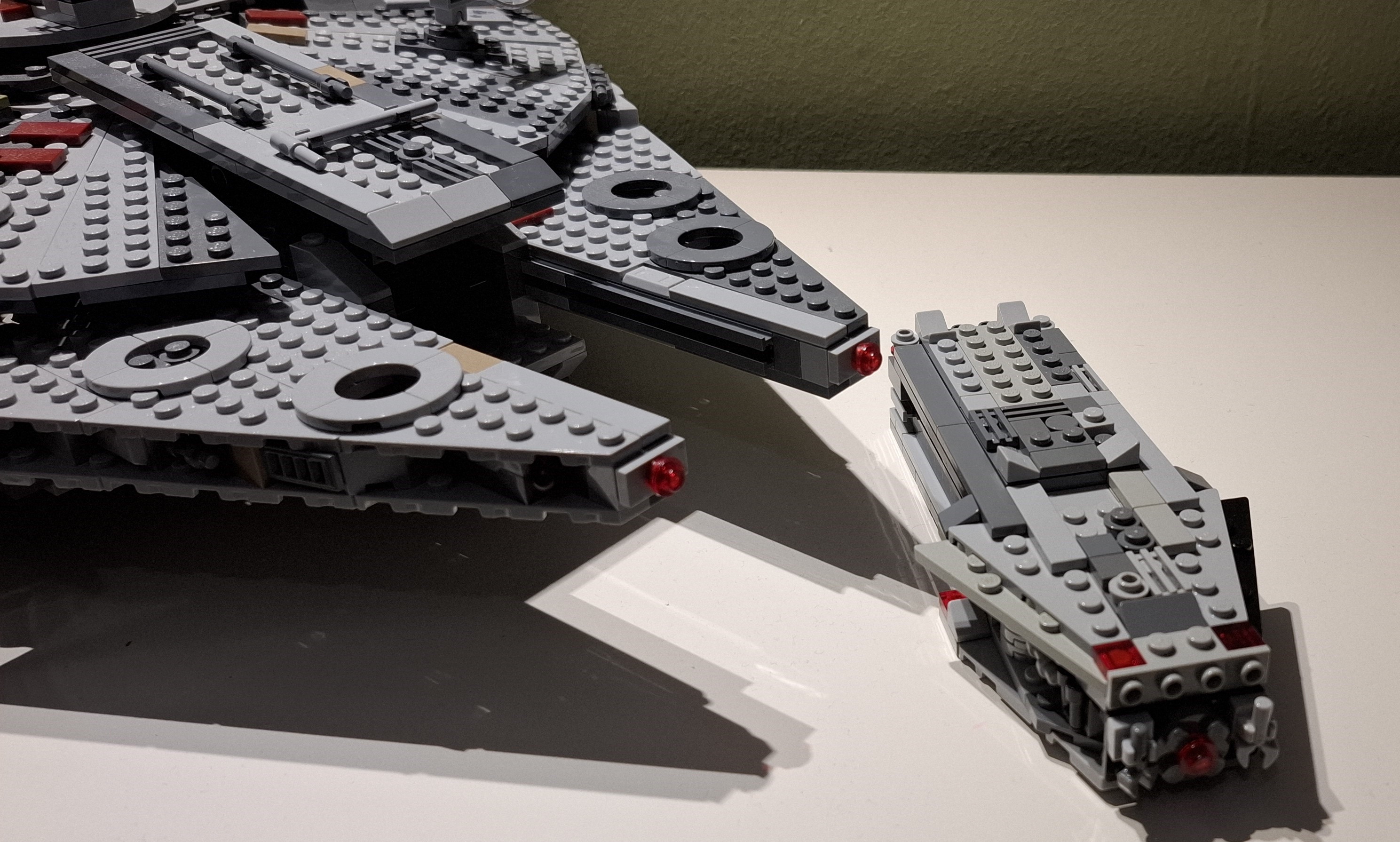 lego_falcon_05.jpg