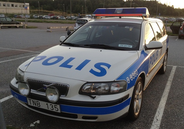 volvo police 2.JPG