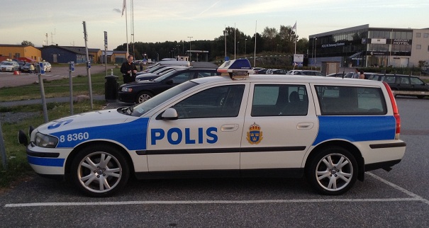 volvo police 4.JPG