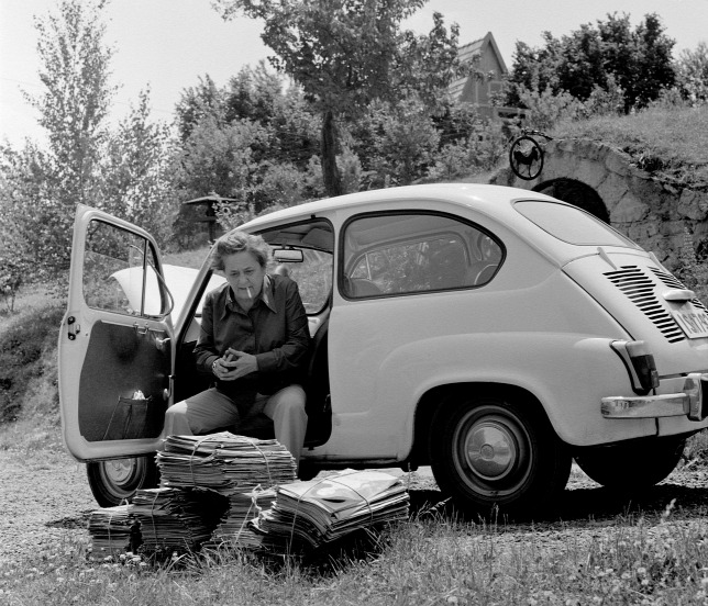 gobbi-hilda-dohanyzik-fiat-600.jpg