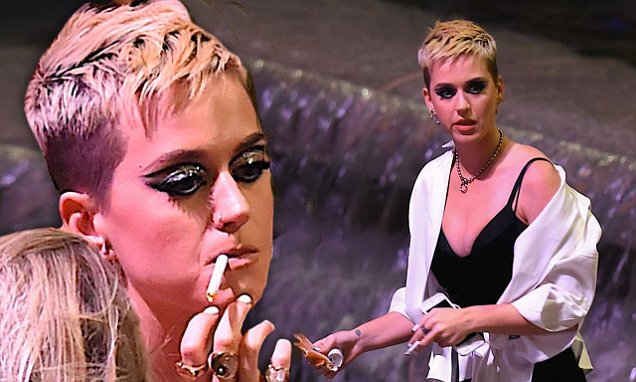 katy_perry_szivarozik_dohanyzik_cigarettazik_fustolgo_sztarok_4.jpg