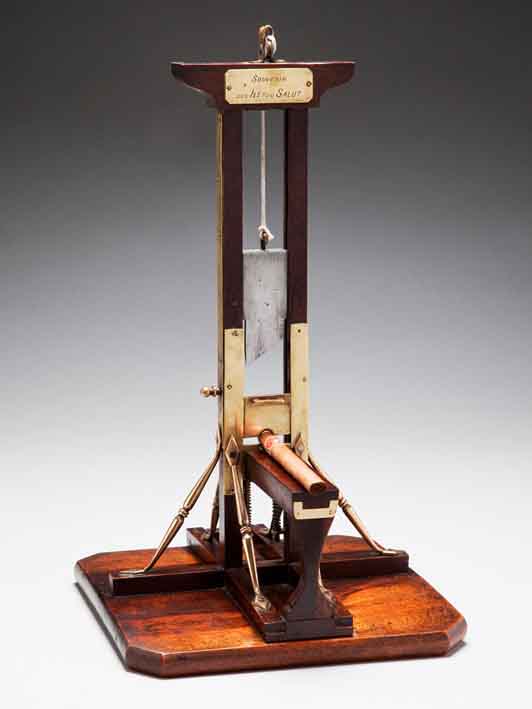 guillotine-cigar-cutter_antik_szivarvagok_10.jpg