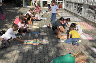 Aszfaltrajz délután 2025.