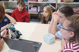 Iinformatikai foglalkozás, 6. osztály