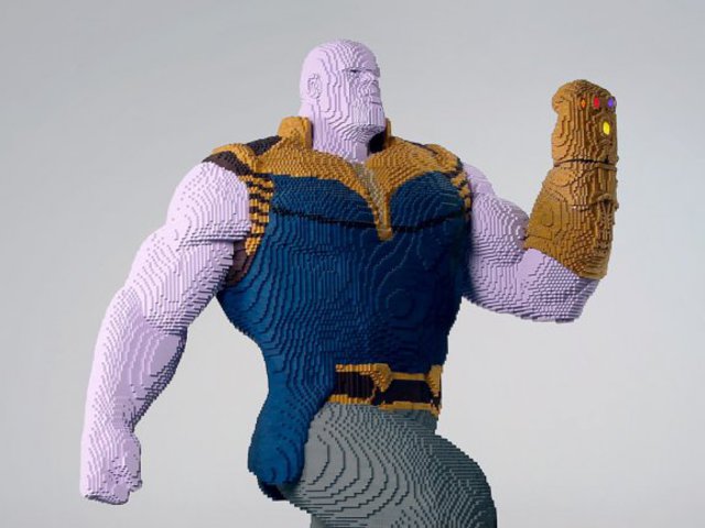 Thanos Lego szobor a ComiCon-on