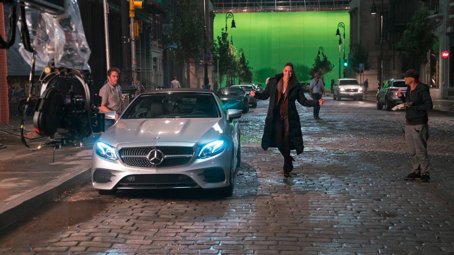 mercedes-benz-justice-league_2.jpg