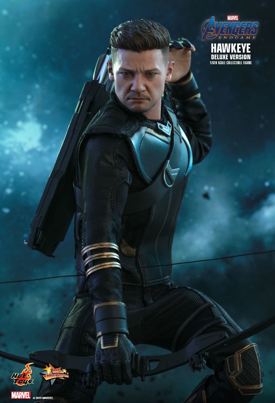 szmk_avengers_engame_hawkeye_hottoys_figure_bosszuallok_vegjatek_solyomszem_11.jpg