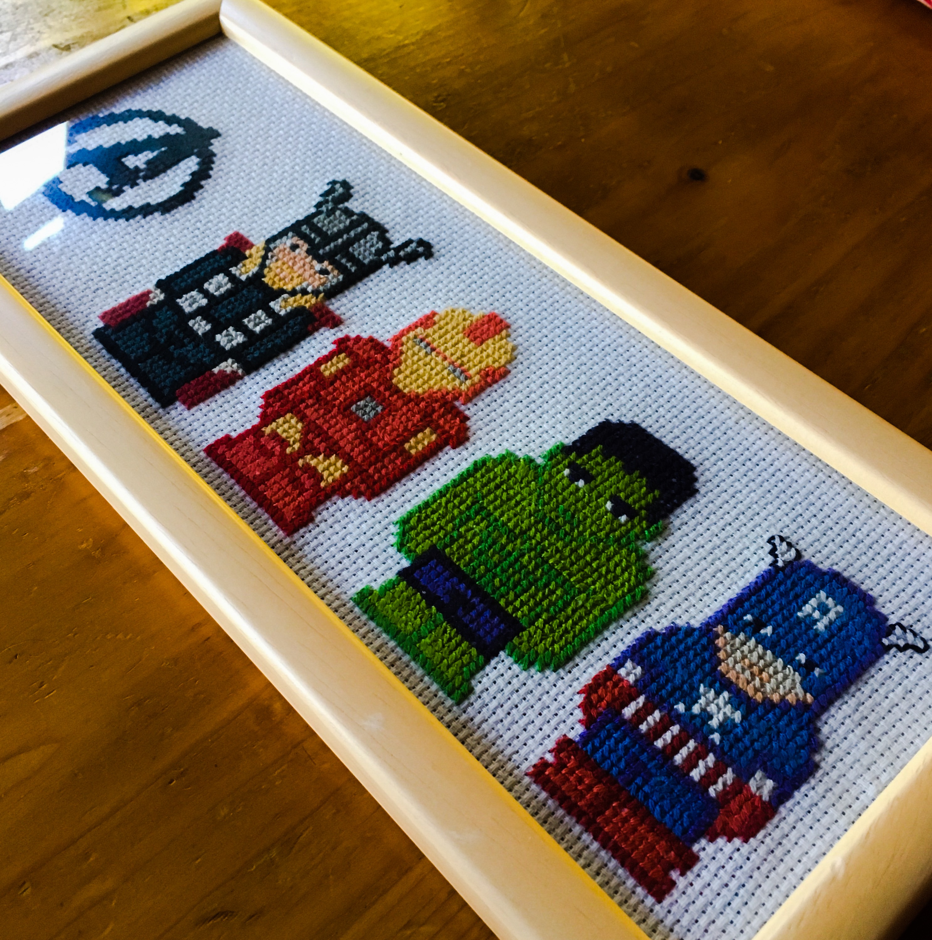 szmk_cross_stitch_keresztszemes_avengers_bosszuallok_diy_csinald_magad_3.JPG