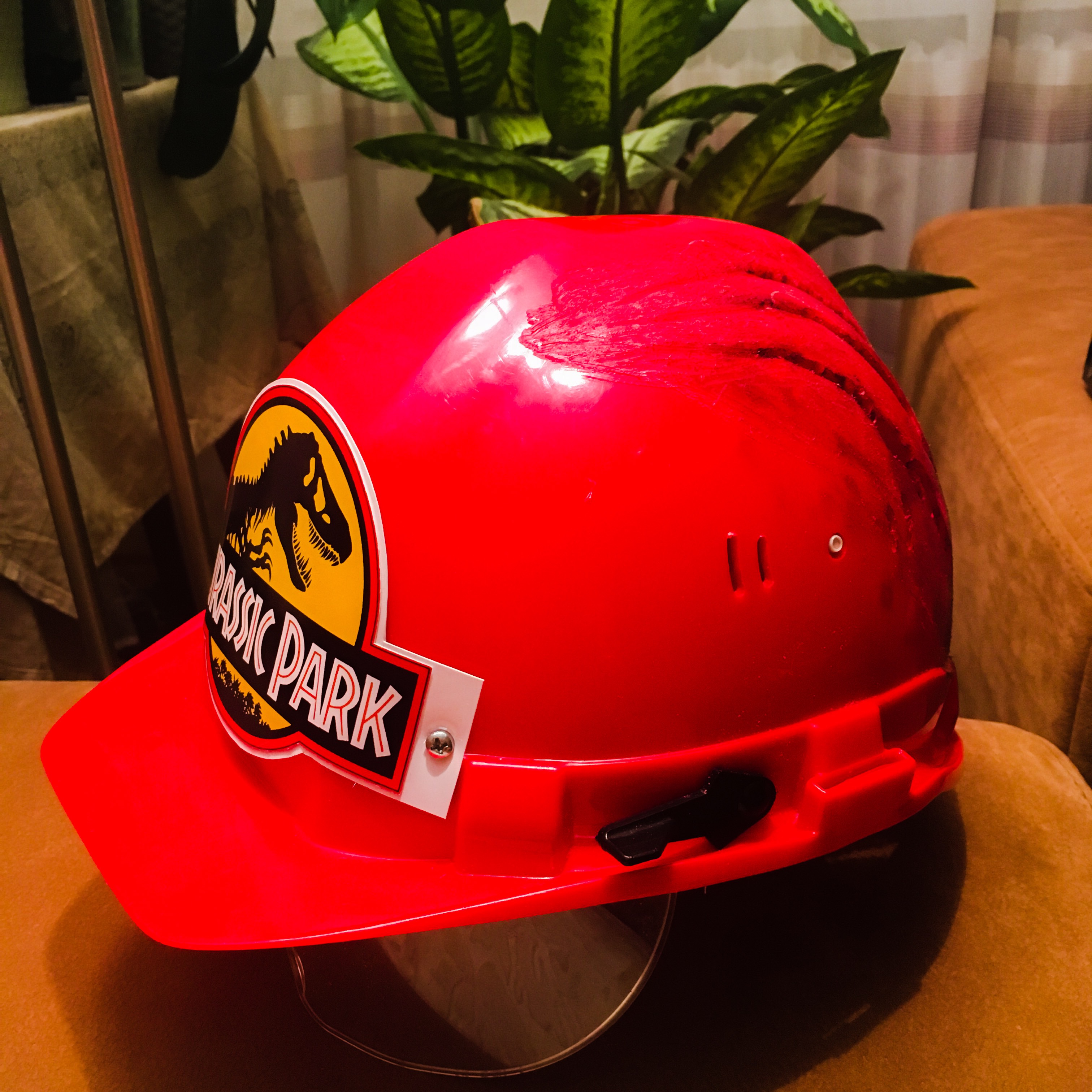 szmk_diy_jurassic_world_jurassic_park_helmet_sisak_csinald_magad_1.JPEG