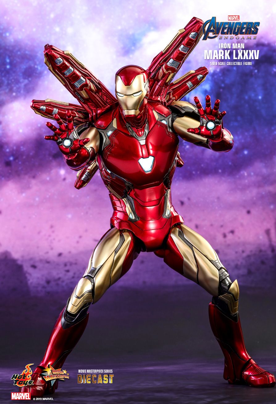 szmk_endgame_thanos_marvel_avengers_bosszuallok_vegjatek_iron_man_vasember_hottoys_4.jpg