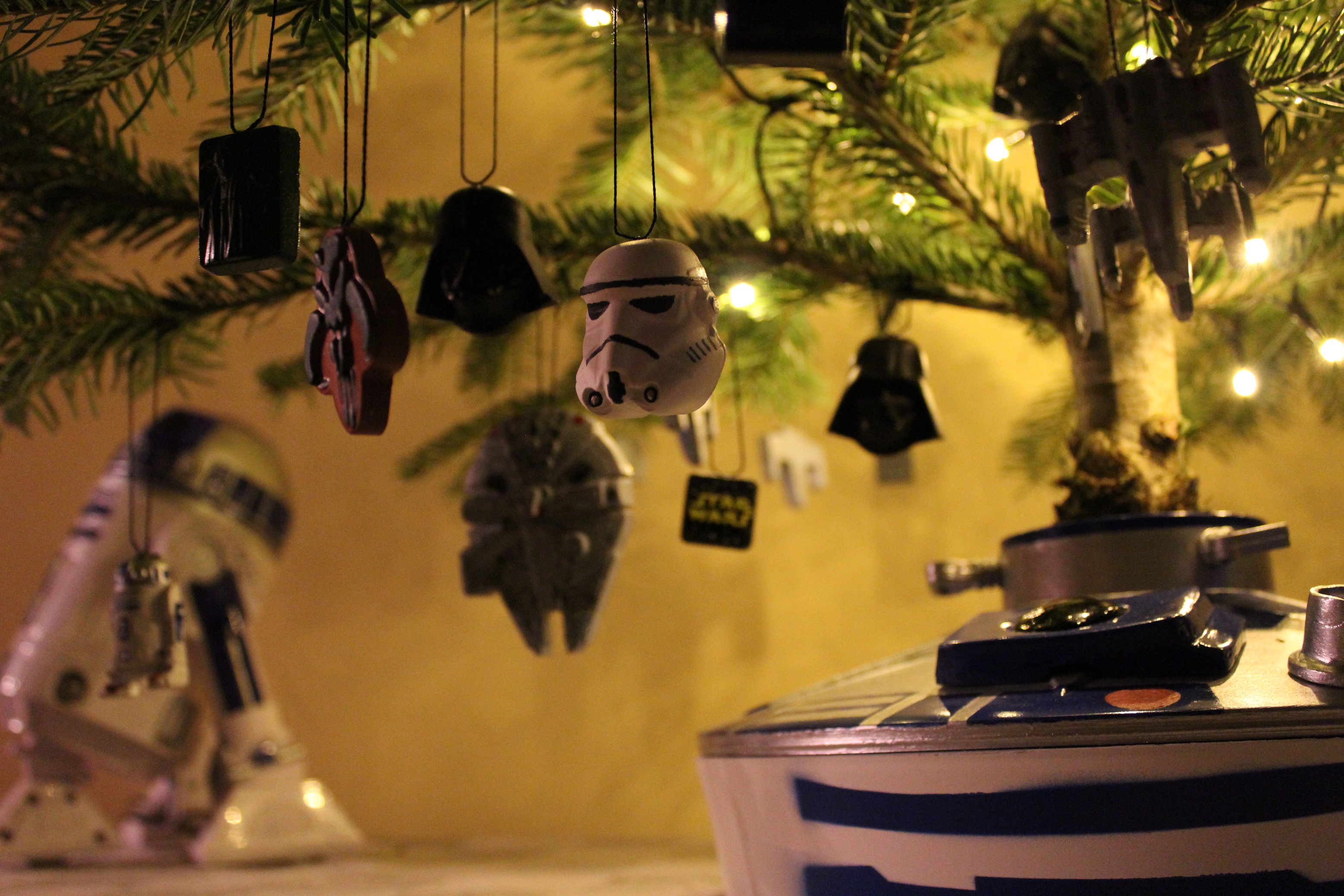 szmk_star_wars_christmas_tree_diy_csinald_magad_csillagok_haboruja_karacsonyfa_25.JPG