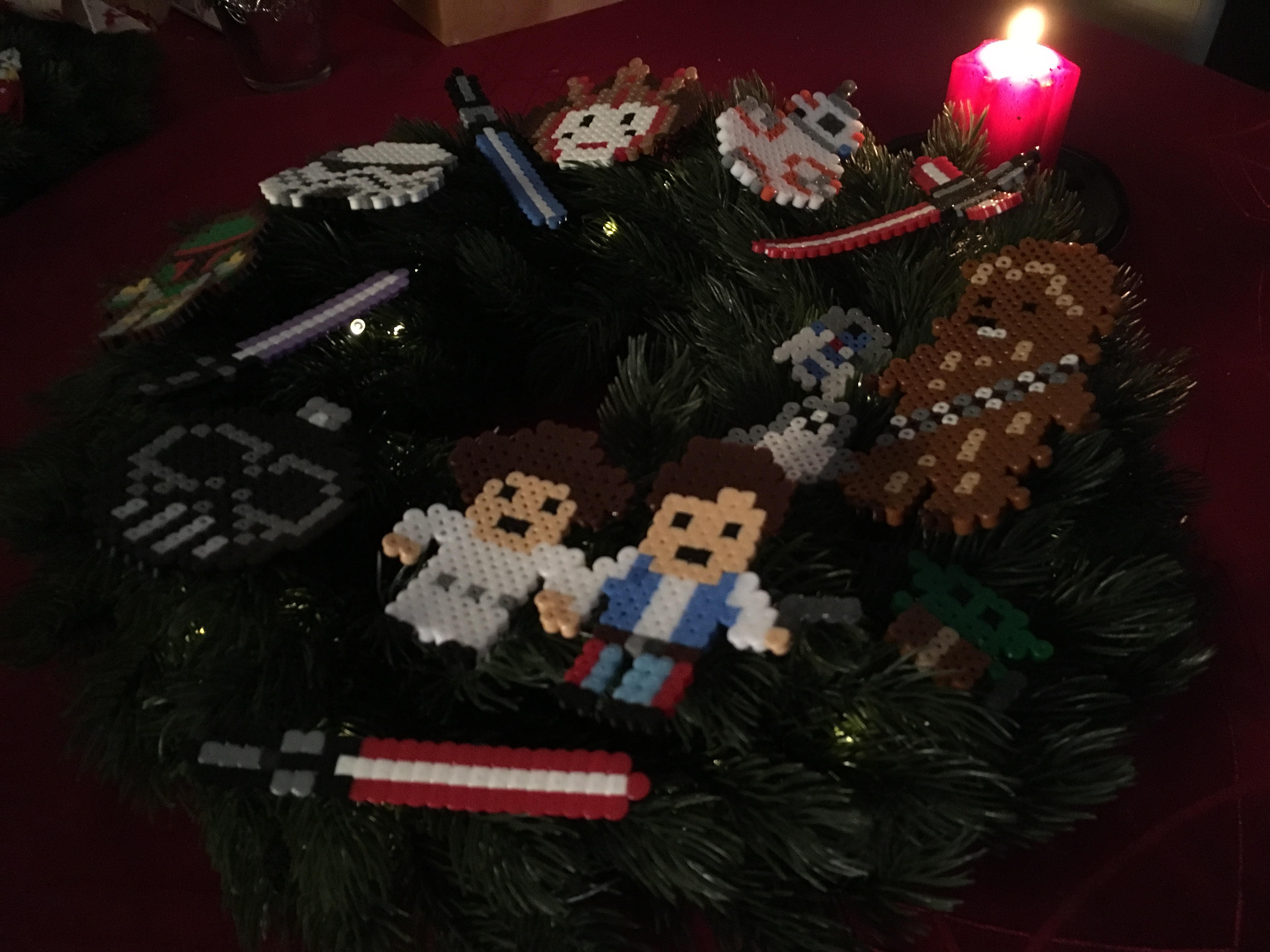 szmk_star_wars_csillagok_haboruja_vasalhato_gyongy_perler_beads_christmas_karacsony_7.JPG