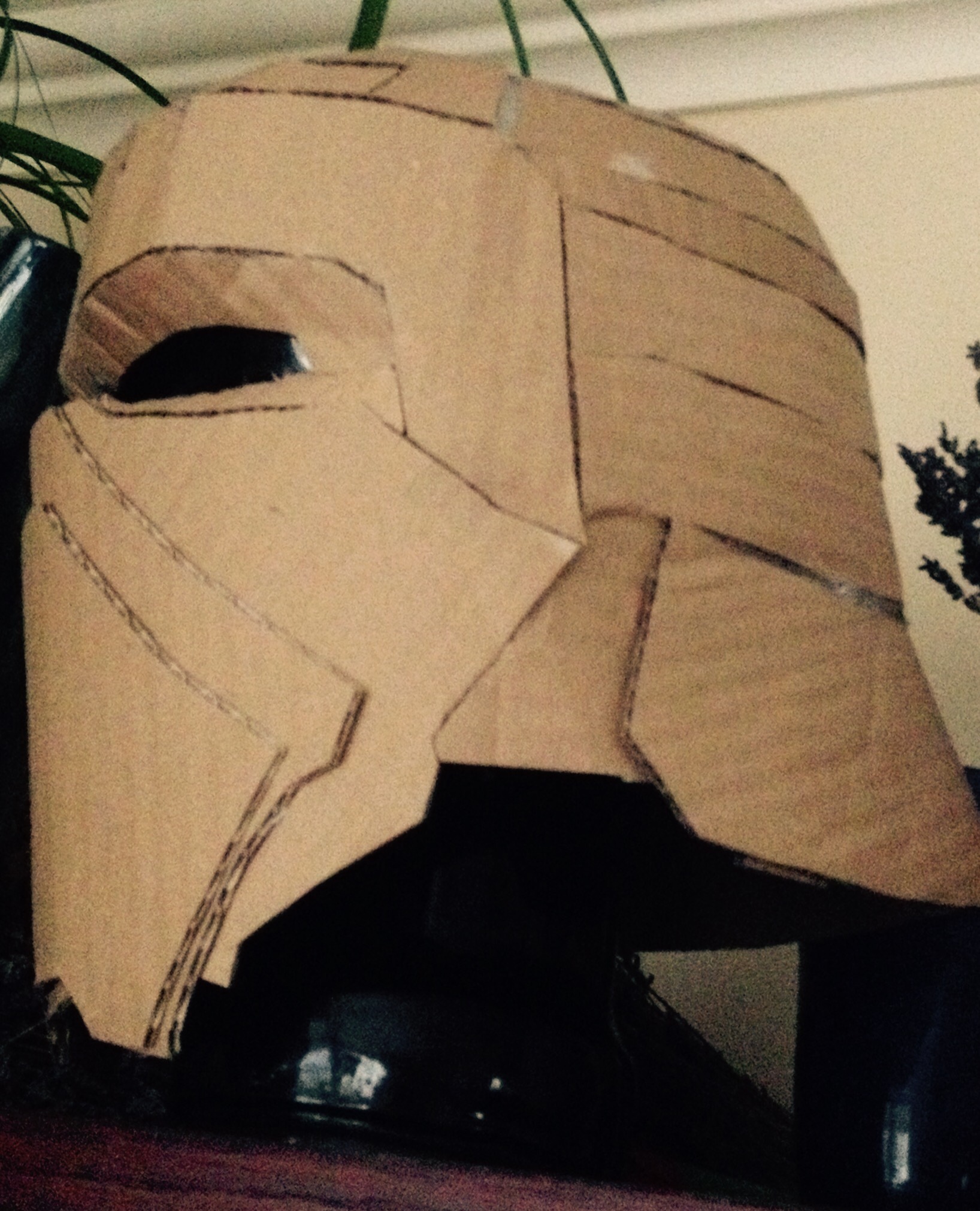 szmk_star_wars_diy_kylo_ren_sisak_helmet_2.JPG