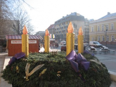 karacsonyif-2_400.jpg