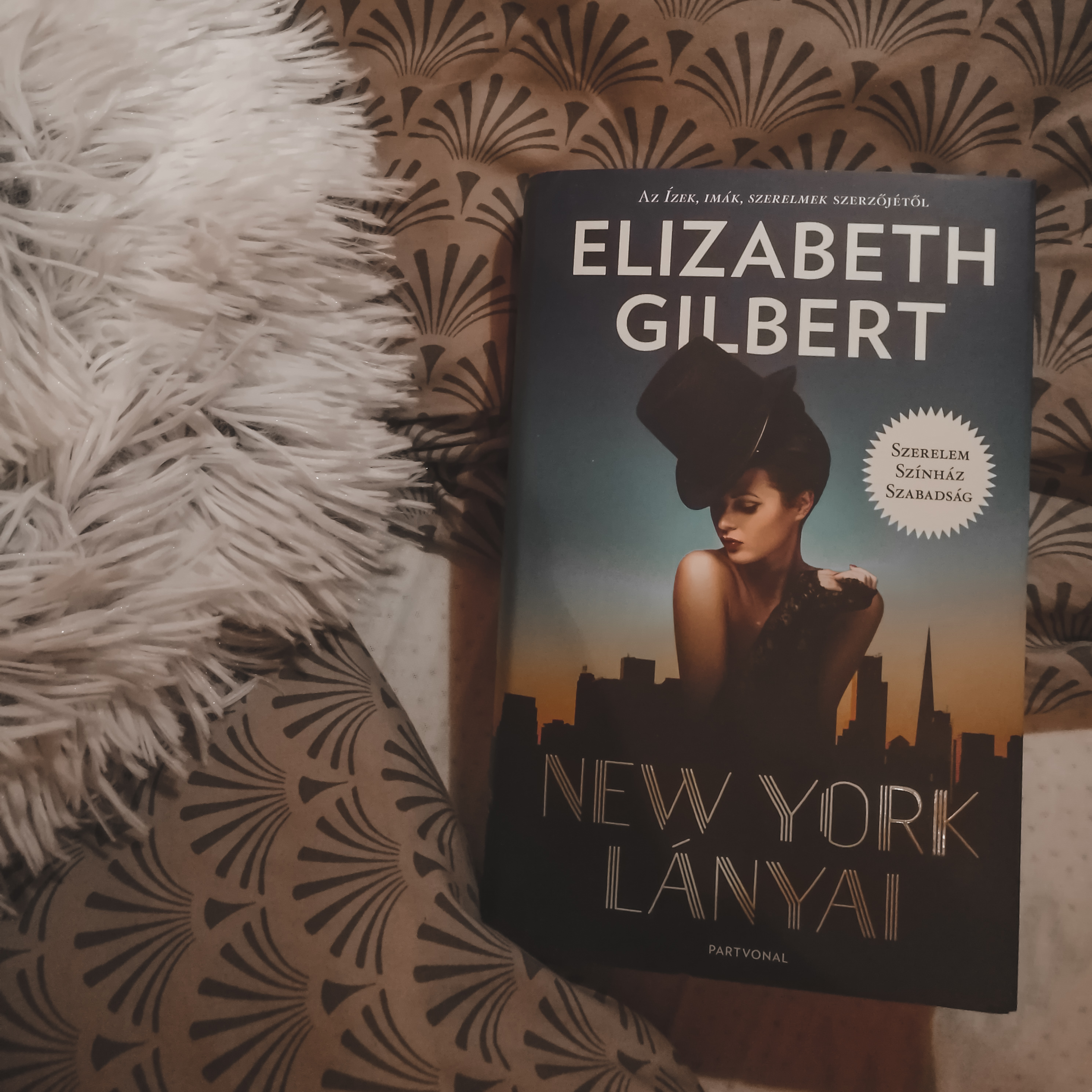 newyorklanyai3.jpg