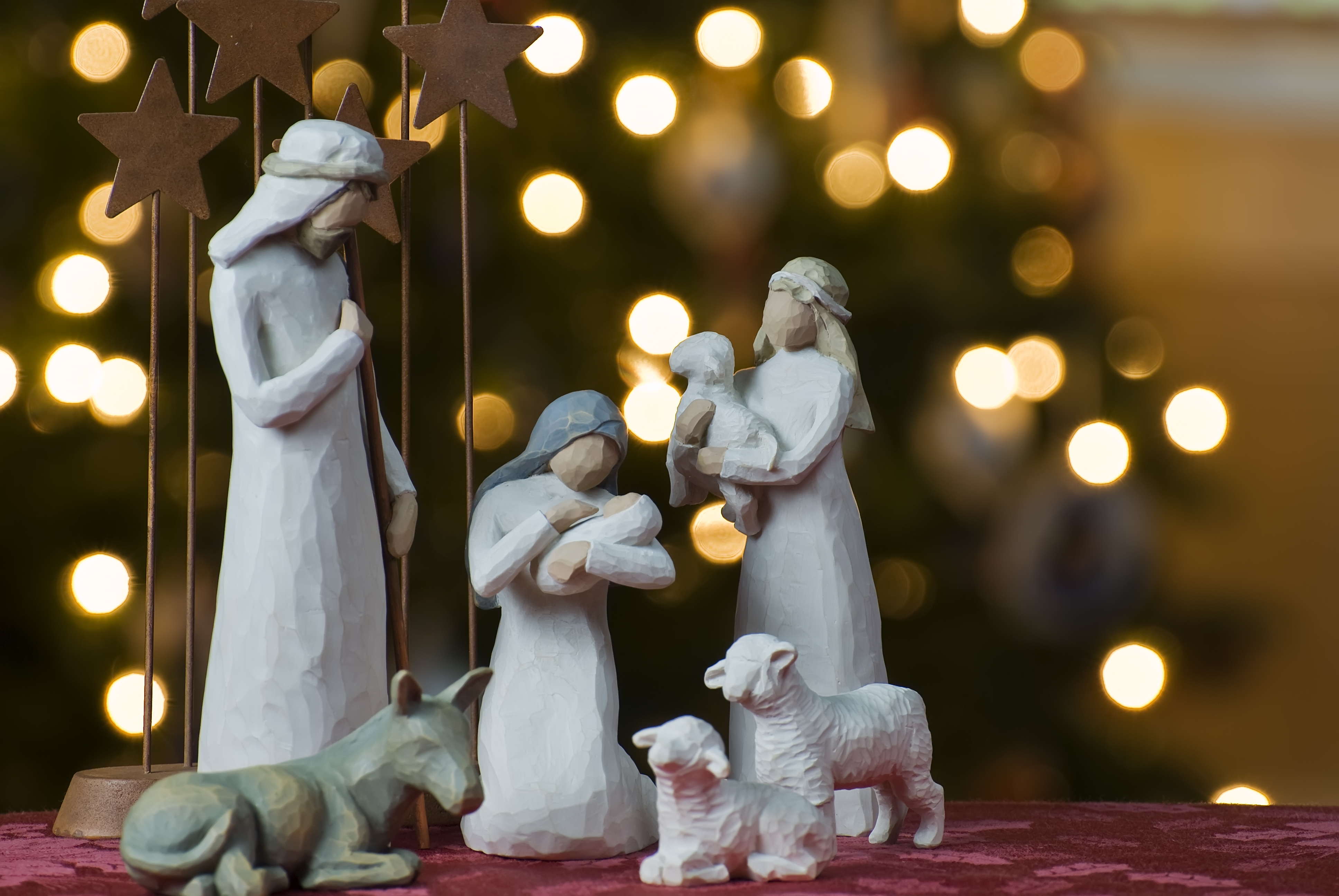 nativity_tree2011.jpg