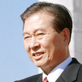 Meghalt a Béke Nobel-díjas volt koreai elnök