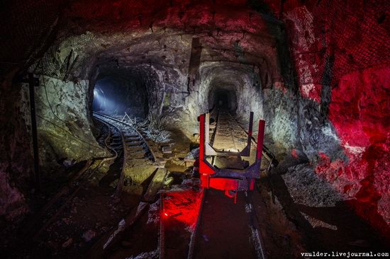 abandoned-uranium-mine-stavropol-region-russia-9-small.jpg