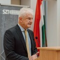 A gondolatok nem az irodában születnek, hanem a mindennapi életben