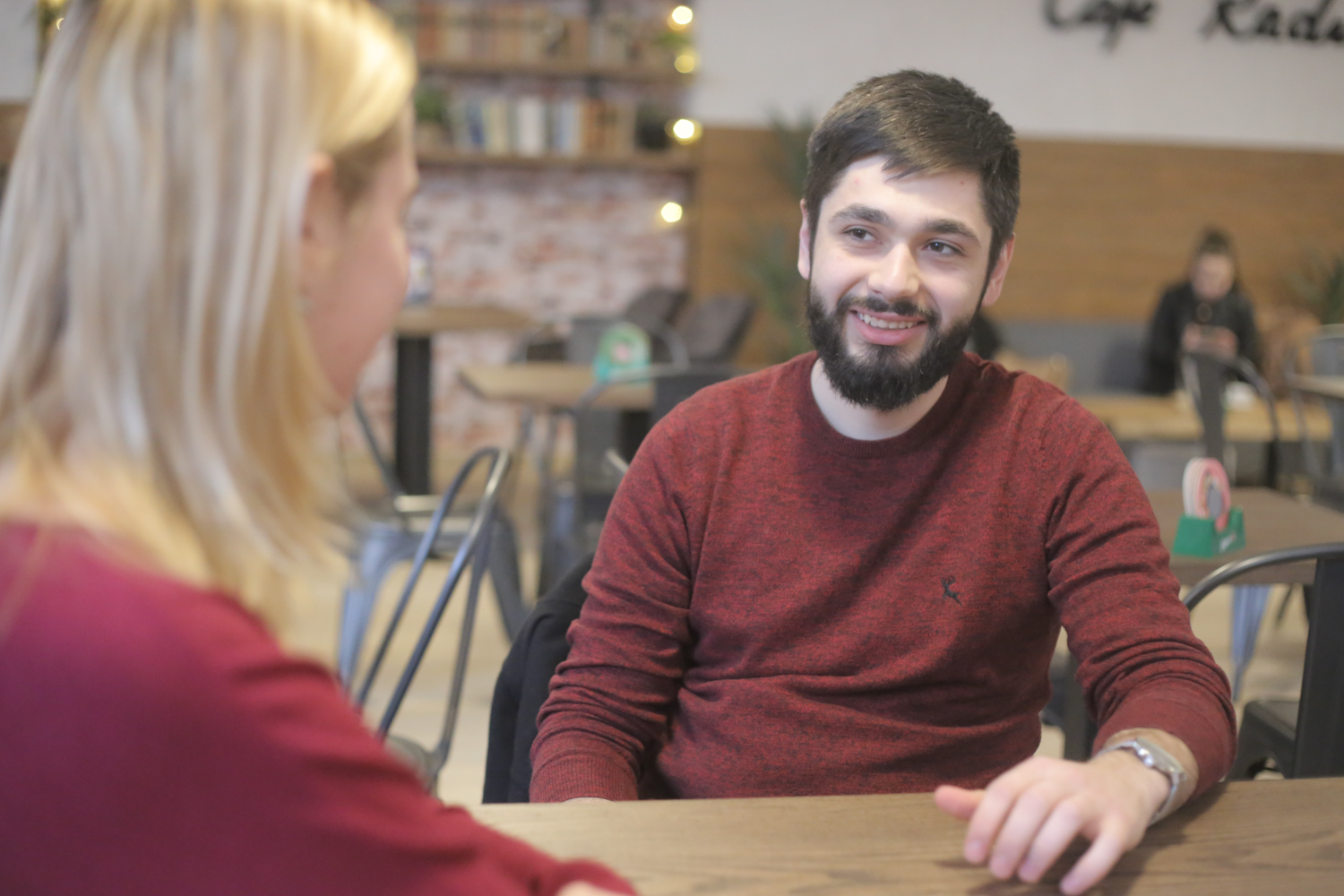 "Úgy gondoltam, hogy én is tudok segíteni másoknak, tanácsot adni."