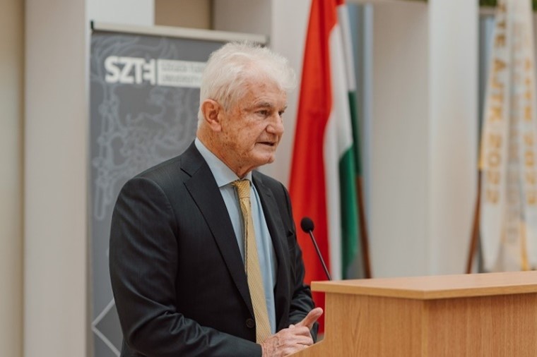 A gondolatok nem az irodában születnek, hanem a mindennapi életben