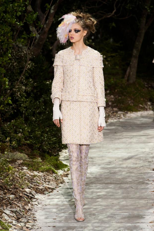 chanel-haute-couture-spring-2013-pfw10.jpg