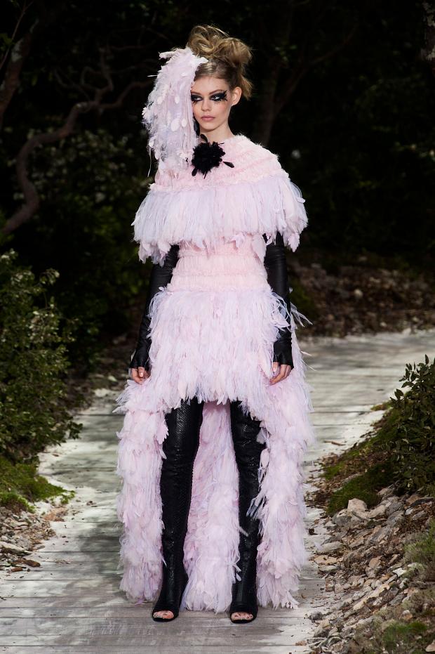 chanel-haute-couture-spring-2013-pfw64.jpg