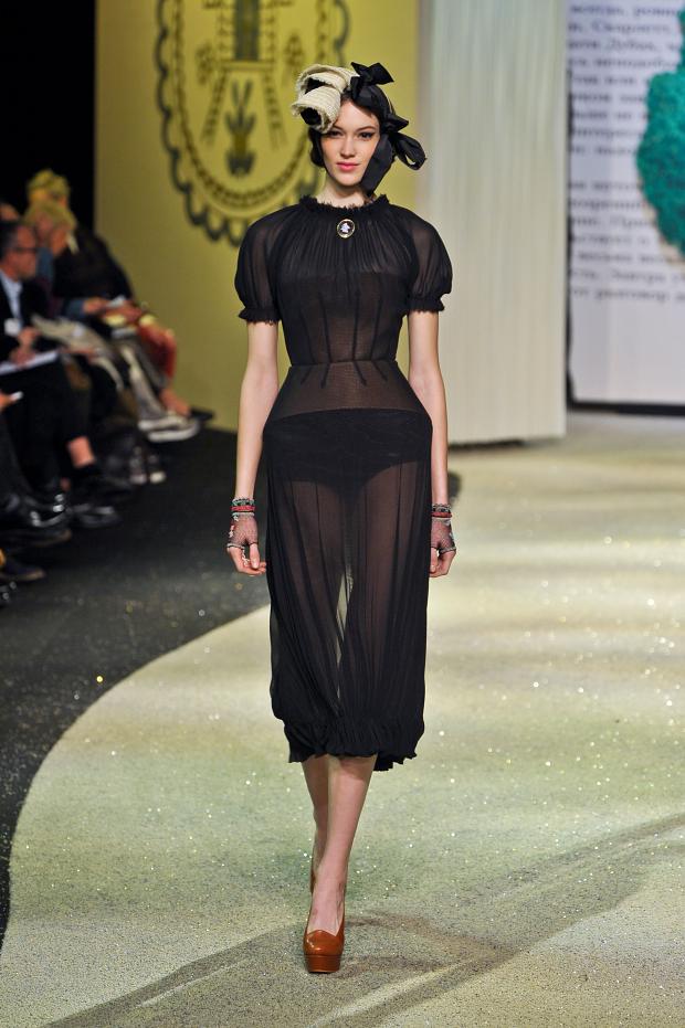 ulyana-sergeenko-haute-couture-spring-2013-pfw20.jpg