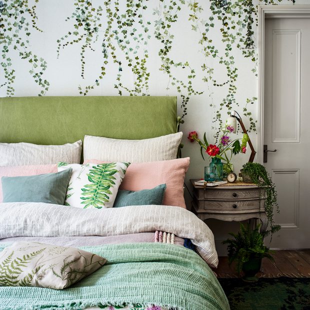 green-bedroom-ideas-trailing-ivy-620x620.jpg