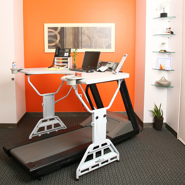 4-treadmilldesk1.jpg