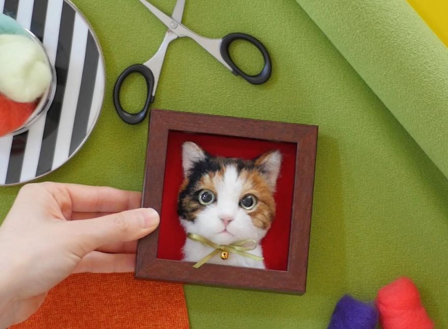 5b582484c5ccb-artist-makes-hyper-realistic-cats-using-felted-wool-and-the-result-is-wonderful-5b51cb5acf9ca_880.jpg