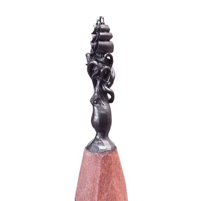 artist-makes-tiny-and-incredible-sculptures-on-the-tip-of-pencils-5ec7763a6a6d6_700.jpg