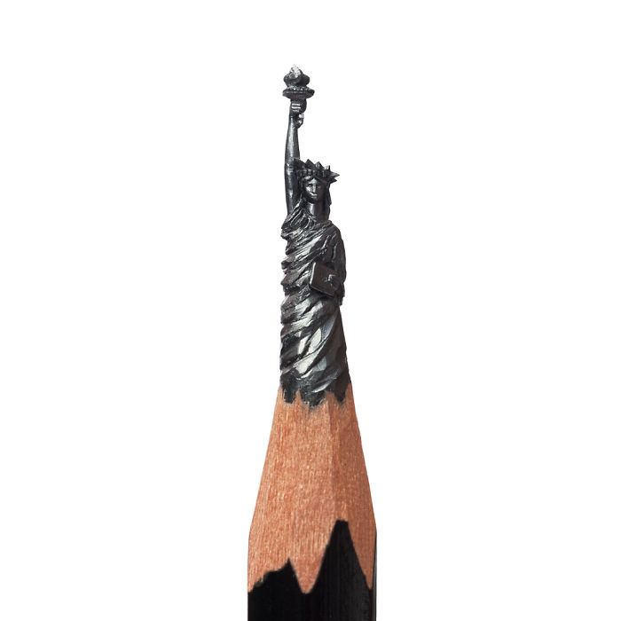 artist-makes-tiny-and-incredible-sculptures-on-the-tip-of-pencils-5ec776850f9e1_700.jpg