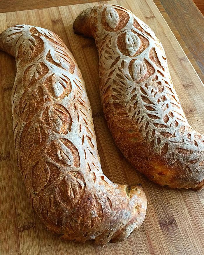 carved-blondie-and-rye-bread-5e6b5299eae28_700.jpg