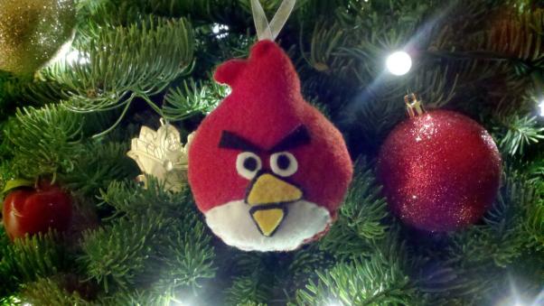 christmas-ornaments-angry-birds-red.jpg